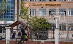 11 öğrencinin yaralandığı saldırının ardından İnci Üzmez'de eğitim yeniden başladı