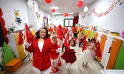 Yunusemre’de çocuklar Cumhuriyet Bayramı’nı coşkuyla kutladı