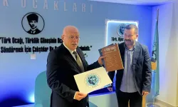 Manisa’nın kurtuluşu, Buhara’dan gelen üç kılıcın hikayesiyle anlatıldı