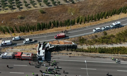 Manisa'da 11 kişinin hayatını kaybettiği kazada gözaltına alınan 3 şoför adliyeye sevk edildi