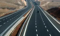 Alaşehir’de Akkeçili caddesi 2 gün trafiğe kapatıldı