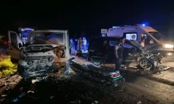 Manisa’da zincirleme kaza! 3 araç birbirine girdi: 1’i ağır 5 yaralı