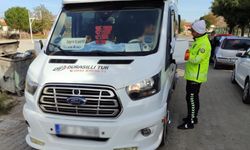 Salihli'de 1 yılda 106 bin araç denetlenirken, bin 251 araç da trafikten men edildi
