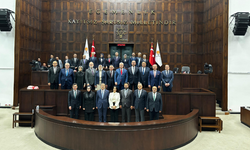 Bahadır Yenişehirlioğlu, AK Parti Grup Başkanvekilliği görevine yeniden seçildi