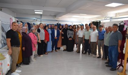 Kursiyerlerin el emeği göz nuru ürünleri görücüye çıktı