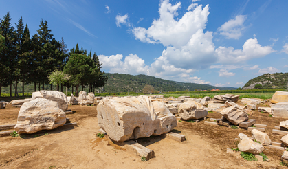 Klaros kazıları Saya Holding’le güçleniyor: Sessiz bilgelik merkezi geleceğe taşınıyor