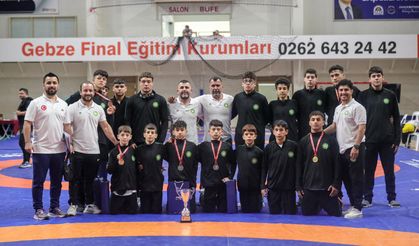 Manisalı Güreşçilerden U15 Türkiye şampiyonası’nda 7 madalya