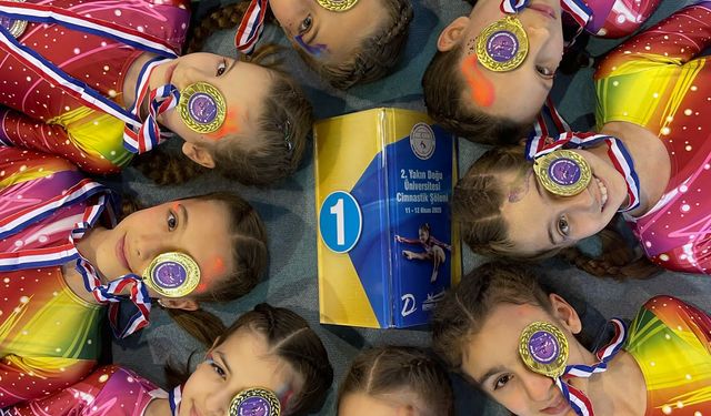 Kıbrıs'tan şampiyonluklarla döndüler!
