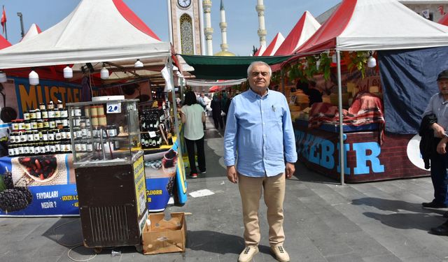 Manisa'da 2'nci hamsi festivali başladı... 2 ton hamsi dağıtılacak!