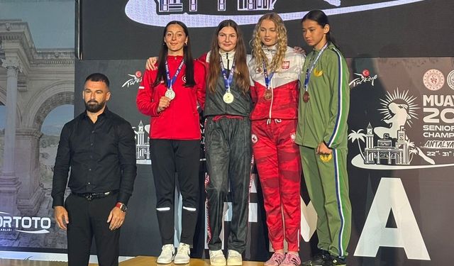 Muaythai’de Dünya ikinciliği: Manisalı Cemile Aykoç’tan büyük başarı
