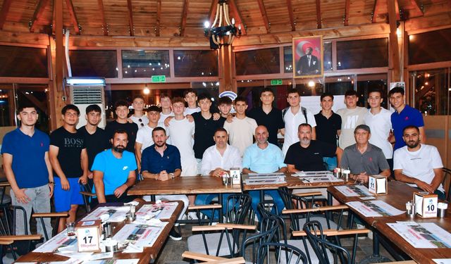 Yunusemre'nin U17'leri Türkiye Şampiyonası'na Hazır