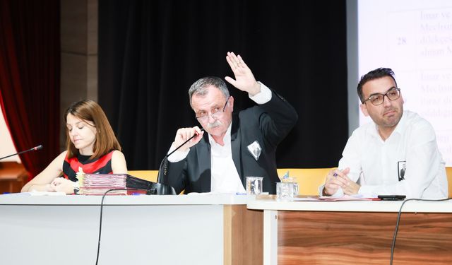 Ferdi Zeyrek'in ismi Yunusemre'de yaşatılacak