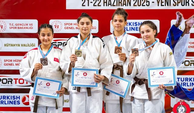 Salihlili judocular bronz madalya kazandı