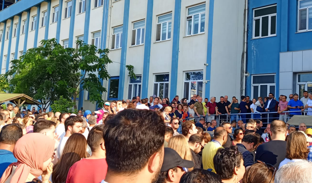 Başkan Ferdi Zeyrek vefat etti: Manisalılar gözyaşlarını tutamadı