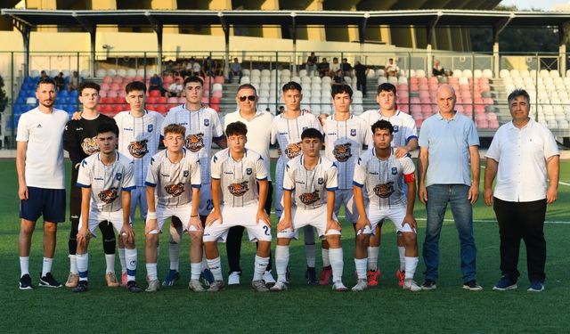 Yunusemre'nin U17'leri gururlandırdı!