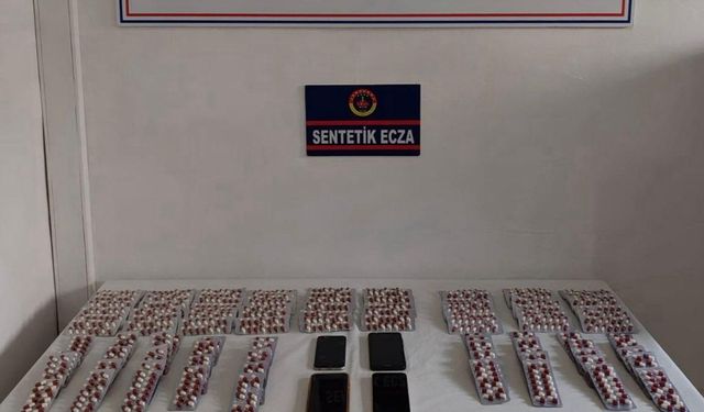 Manisa’daki operasyonda 5 bin 780 adet sentetik hap ele geçirildi!