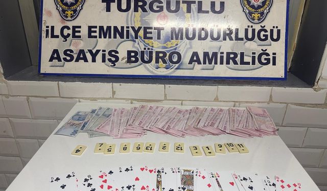 Manisa'da kumar baskını