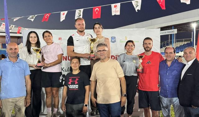 Kulüplerarası Taekwondo turnuvası'nda kupa ve madalyalar sahiplerini buldu