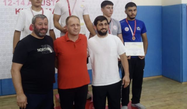 Yunusemreli sporculardan çifte bronz madalya