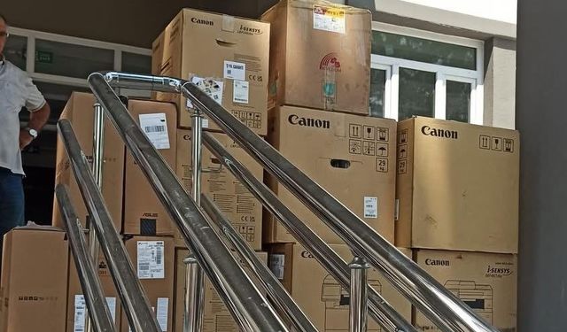 Manisa Sarıgöl'de yeni okullara bilgisayar ve yazıcı desteği!