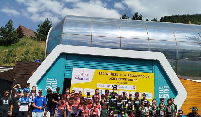 Akhisarlı bisikletçiler elde ettikleri derecelerle dikkat çekti