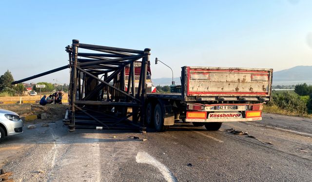 Manisa'da zincirleme trafik kazası!
