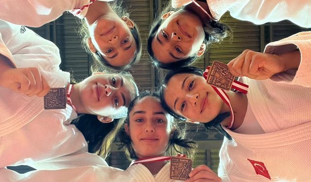 Manisa 45 Spor Kulübü Judocularından Edirne’de madalya yağmuru!