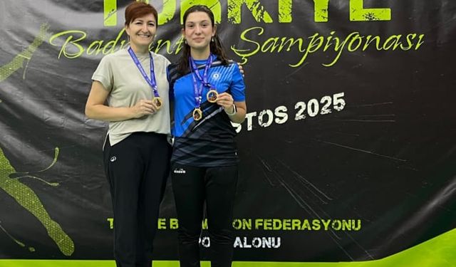 Manisalı Badmintoncu Ravza Bodur Türkiye Şampiyonu oldu