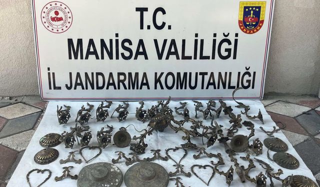 Manisa’da kaçak kazı yapan 10 kişiye suçüstü