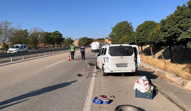 Manisa'da kahreden kaza: Anne ve baba hayatını kaybetti çocuklar yaralı