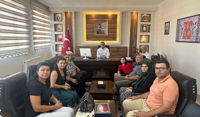Manisa'da vefat eden müdürlerinin adının yaşatılması için harekete geçtiler