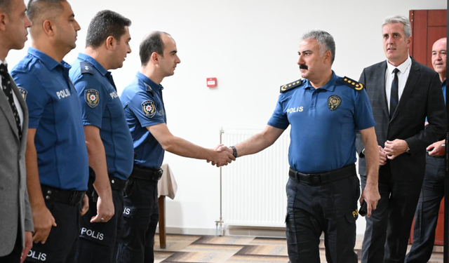 Manisa Emniyet Müdürü Fahri Aktaş'tan şehit yakınları, emekli emniyet mensupları ve eğitimcileri ziyaret!