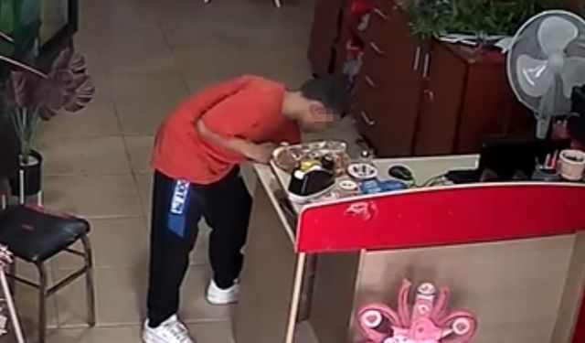 Manisa’da hırsızlık anı kamerada