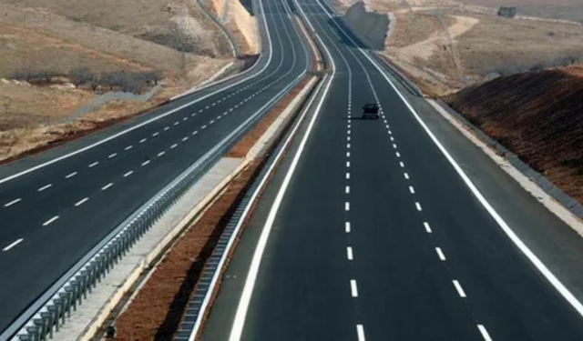 Sürücüler dikkat: İzmir-Turgutlu yolunda kısıtlama