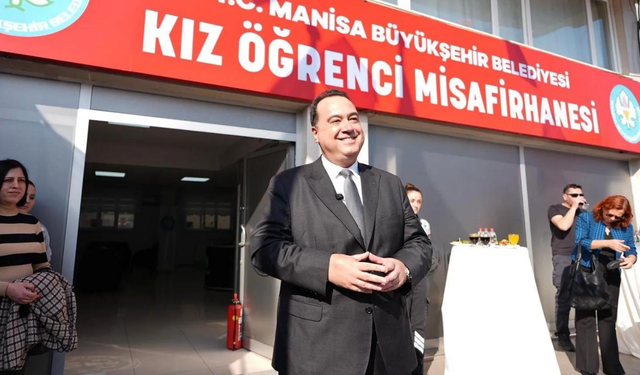 Manisa'da üniversiteli kızlara destek!