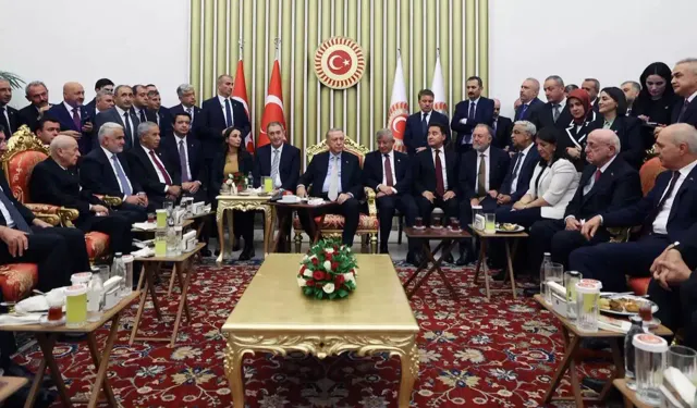 Cumhurbaşkanı Erdoğan’dan o kareye yorum: Gerçek Türkiye fotoğrafıdır