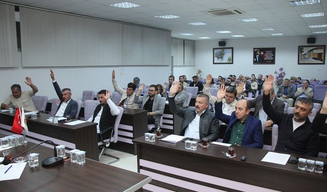 Kula’da personel dağılımı gündemde: Başkan sessiz kalıyor