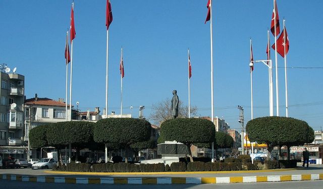 Akhisar'da elektrik kesintisi: Yetkililer vatandaşa uyarıda bulundu