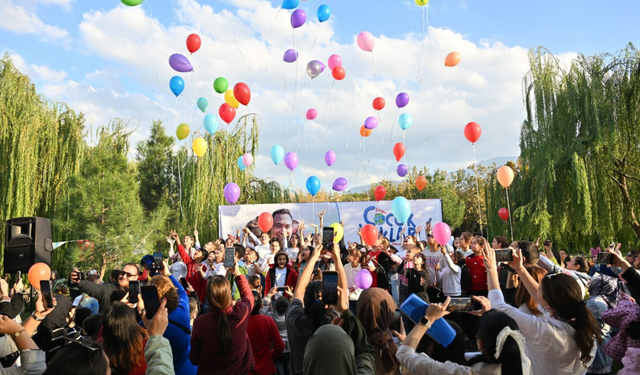 Manisa’da minikler Dünya Çocuk Hakları’nı eğlenerek öğrendi