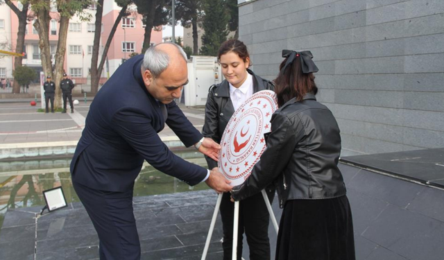 3 Aralık Dünya Engelliler Günü Kula’yı renklendirdi