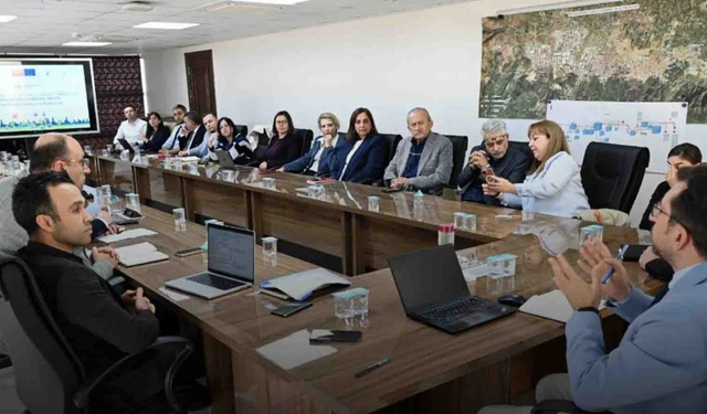 Manisa'da yeni dönem: Yerel yönetime katılım ve şeffaflık
