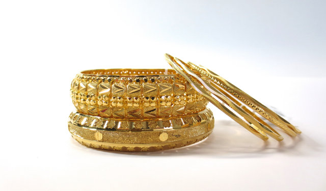 Altın yükseldi mi? İşte 10 Aralık güncel altın fiyatları