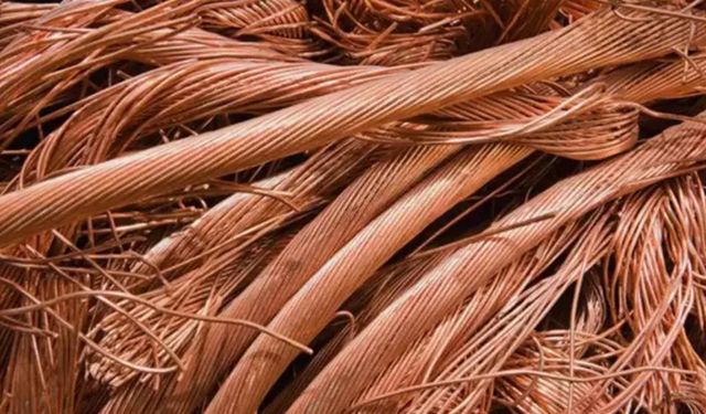 Bakırda tarihi zirve: Fiyat 12 bin doları aştı