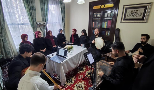 Manisa’da Gençlik ve Sanat Projeleri İl Müdürü tarafından ilgiyle incelendi
