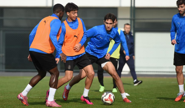 Manisa FK, kritik Vanspor sınavı öncesi hazırlıklarını sürdürüyor