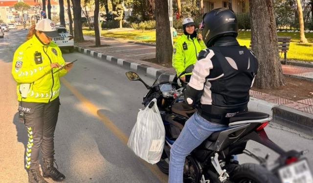 Kask takmayan yandı: Manisa'da motosiklet denetimlerinin faturası 2,2 milyon lira