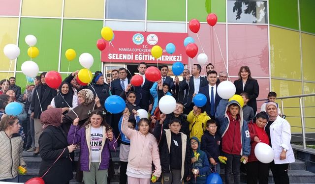 Selendi’de Engelliler Günü farkındalığı zirve yaptı