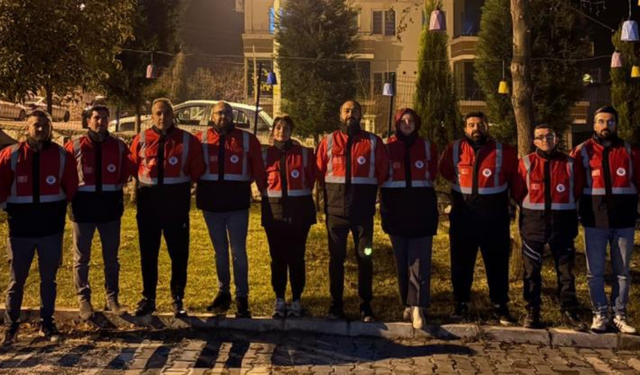 SOSEV’den Soma’nın ilk ve tek arama kurtarma ekibine ekipman desteği