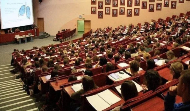 Türkiye’nin üniversite karnesi çıktı: Zirvede kimler var?