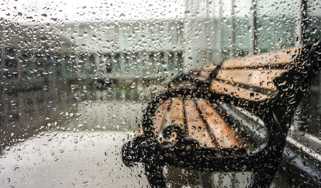 Manisa’ya gri alarm! Öğleden sonra sağanak kapıda